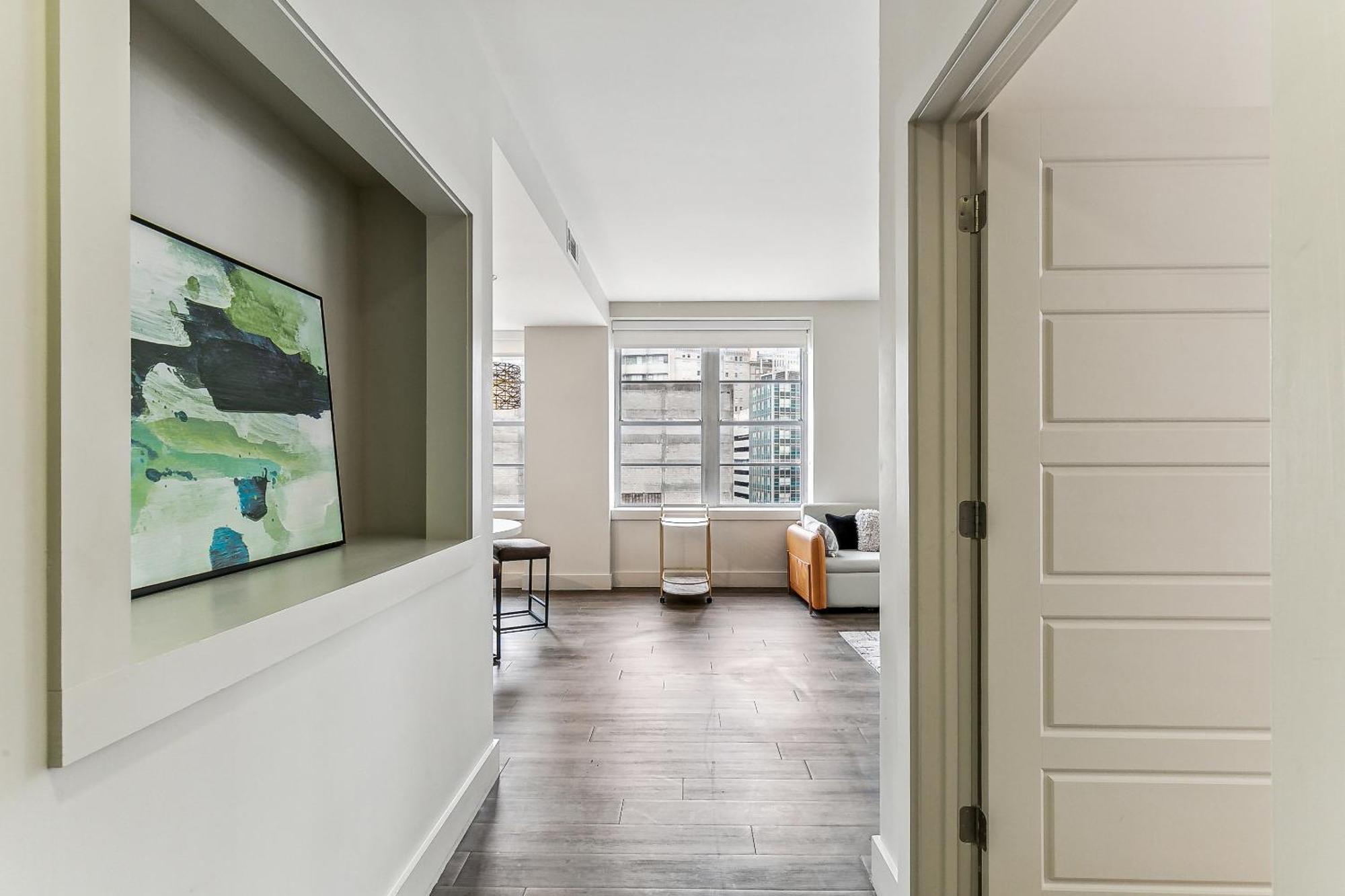 Upscale Condos And Penthouses Close To Canal And Bourbon St 뉴올리언스 외부 사진