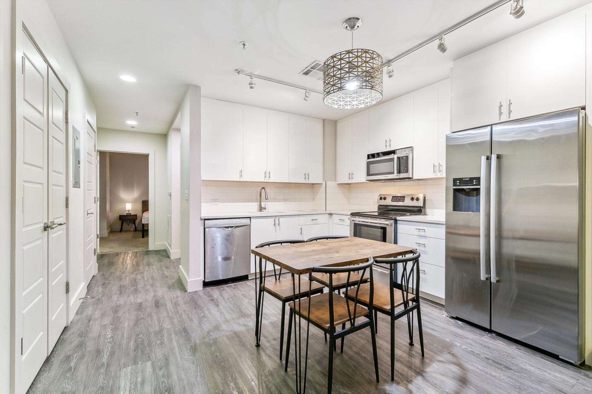 Upscale Condos And Penthouses Close To Canal And Bourbon St 뉴올리언스 외부 사진