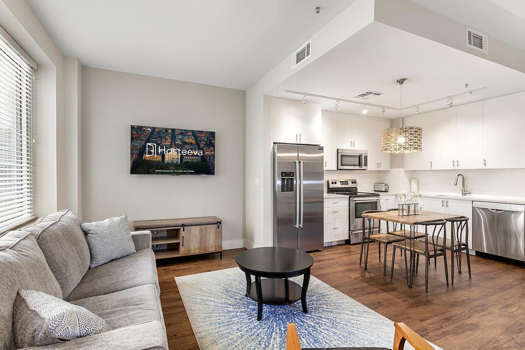 Upscale Condos And Penthouses Close To Canal And Bourbon St 뉴올리언스 외부 사진