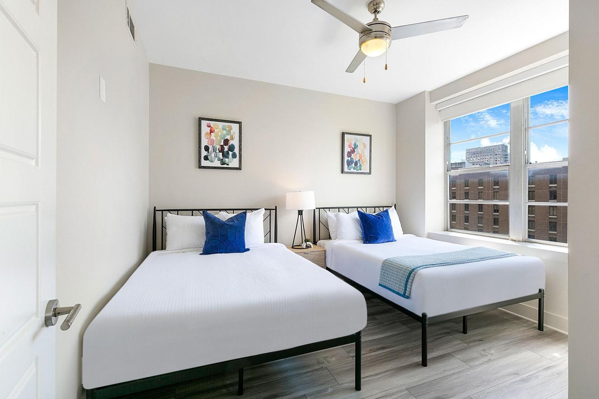 Upscale Condos And Penthouses Close To Canal And Bourbon St 뉴올리언스 외부 사진