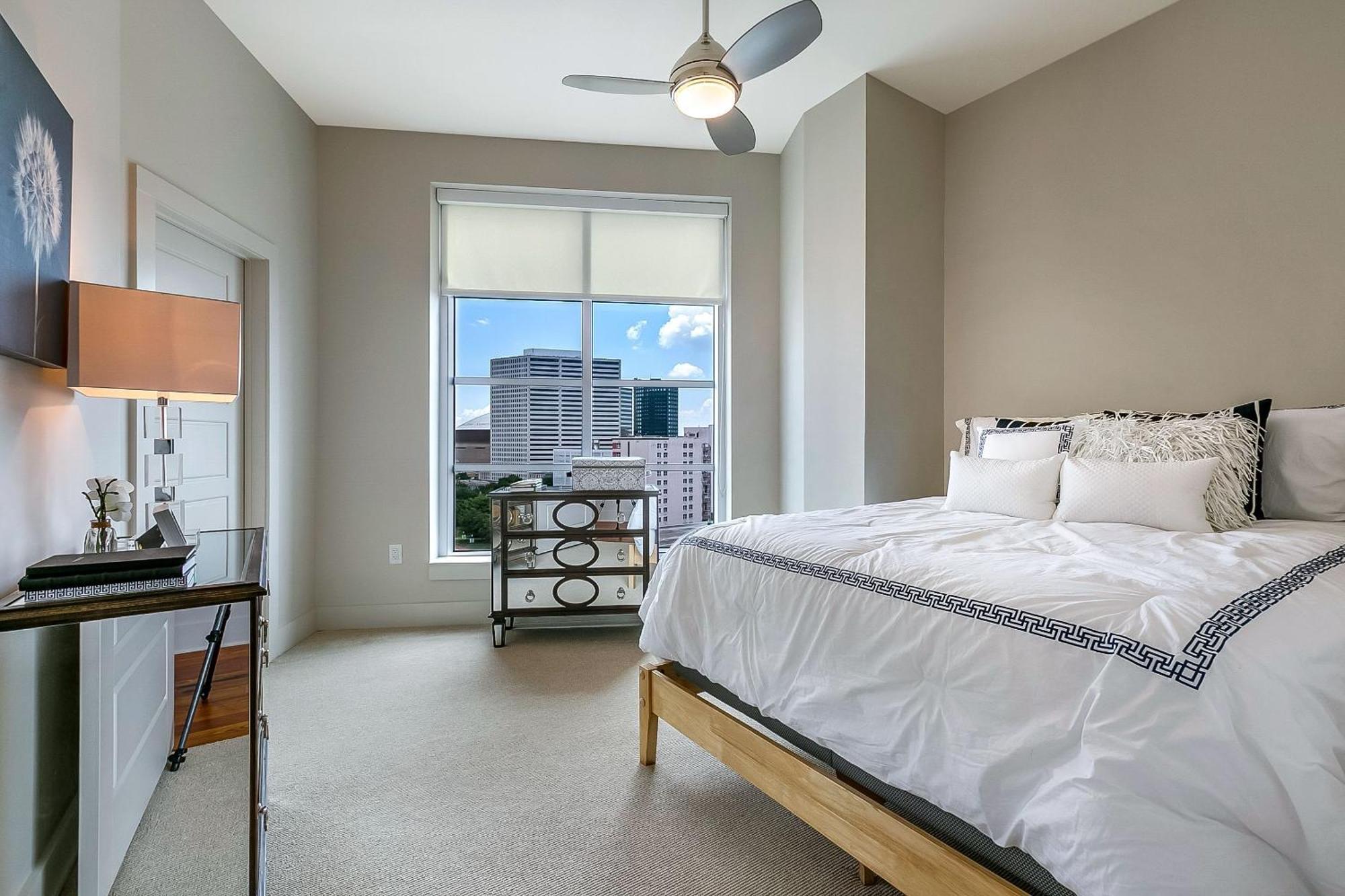 Upscale Condos And Penthouses Close To Canal And Bourbon St 뉴올리언스 외부 사진
